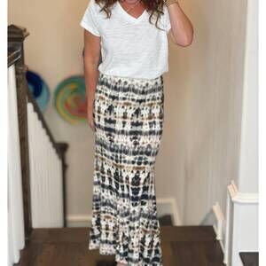 NEW KAREN KANE maxi flare skirt in tie dye print